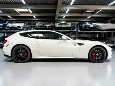 Ferrari FF 2013 — Gran Turismo sportif 660 ch, histoire d'exception — Armaturenbrett