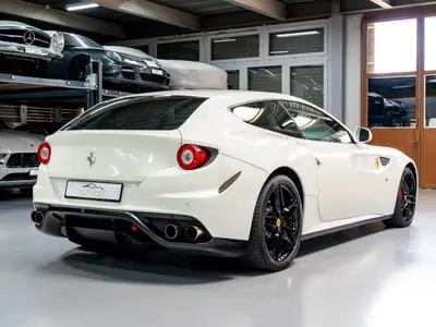Ferrari FF 2013 — Gran Turismo sportif 660 ch, histoire d'exception — Detail