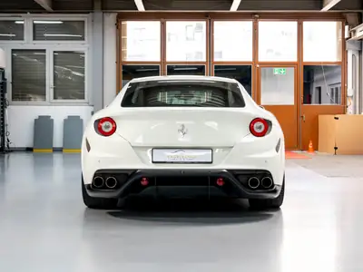 Ferrari FF 2013 — Gran Turismo sportif 660 ch, histoire d'exception — Miniatur 7