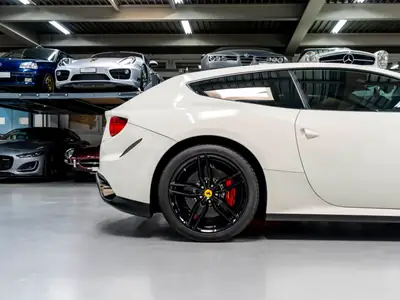Ferrari FF 2013 — Gran Turismo sportif 660 ch, histoire d'exception — Miniatur 10