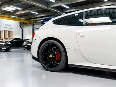 Ferrari FF 2013 — Gran Turismo sportif 660 ch, histoire d'exception — Miniatur 12