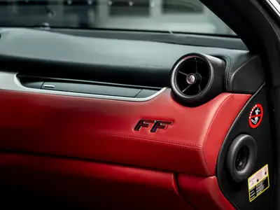 Ferrari FF 2013 — Gran Turismo sportif 660 ch, histoire d'exception — Miniatur 26