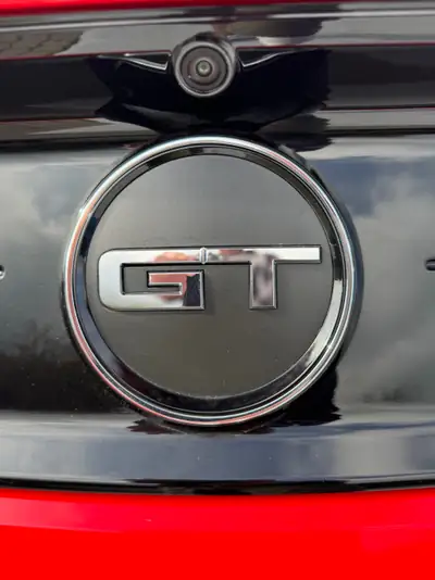 Ford Mustang 5.0 V8 GT — Muscle car américain authentique, 449 ch et faible kilométrage — Miniatur 17