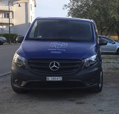 Mercedes-Benz Vito 2023 — Van utilitaire diesel robuste, 41'000 km seulement — vista esterna