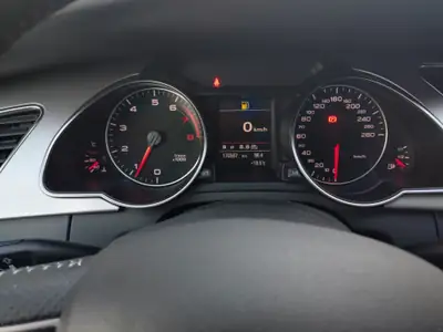 Audi A5 Coupé 2.0 TFSI Quattro — Élégance sportive et traction intégrale — detail