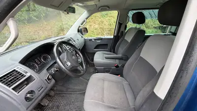 VW T5 Multivan 2.0 TDI CR Startline 4Motion — Monospace 7 places, 4x4 intégral — Miniature 10