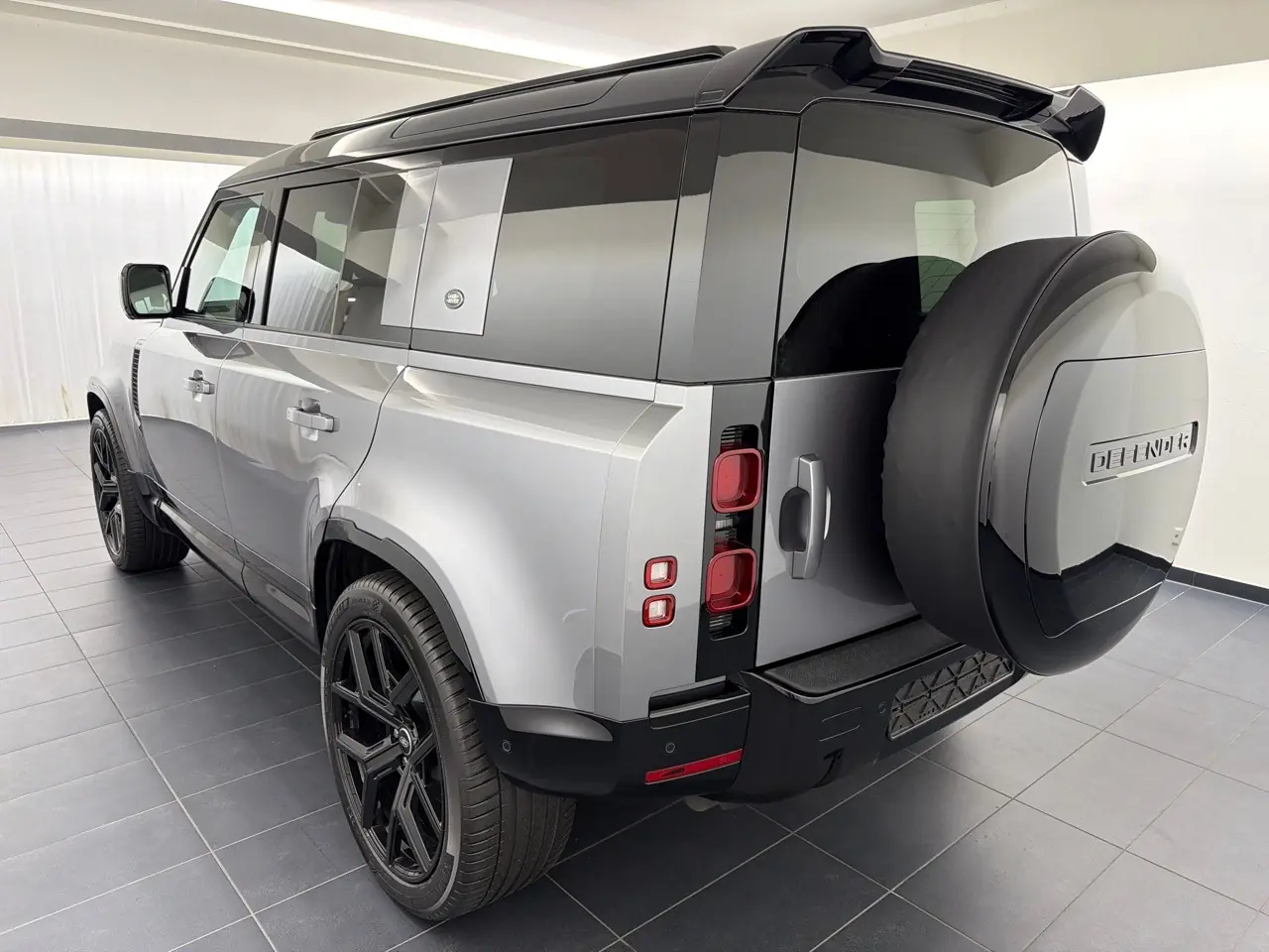 Land Rover Defender 2024 occasion Zürich — 2
