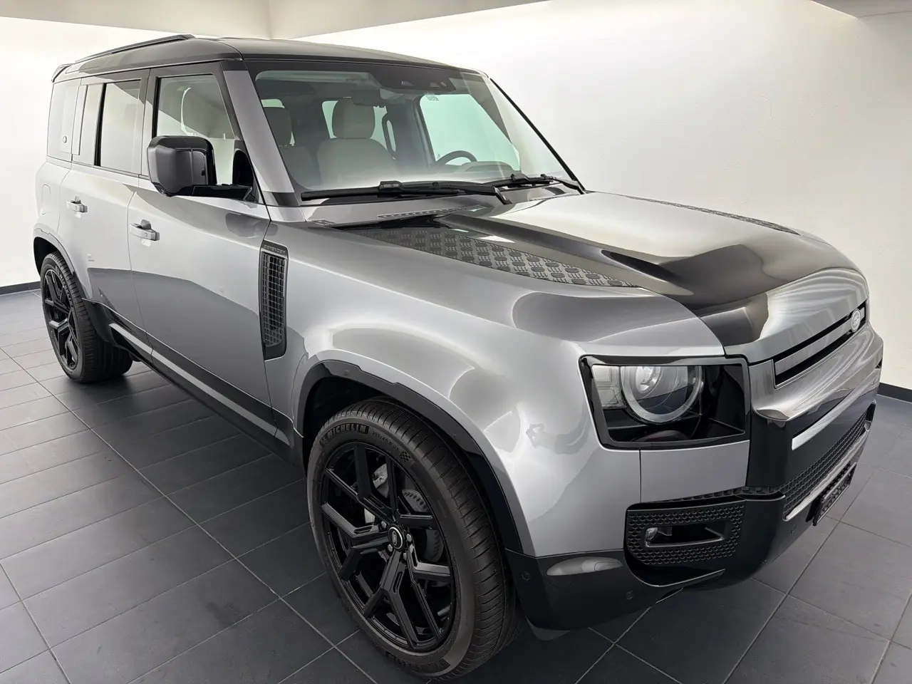 Land Rover Defender 2024 occasion Zürich — 4
