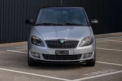 Skoda Fabia 1.2 TSI Monte Carlo — Citadine dynamique, sans accident, 146'000 km — side view