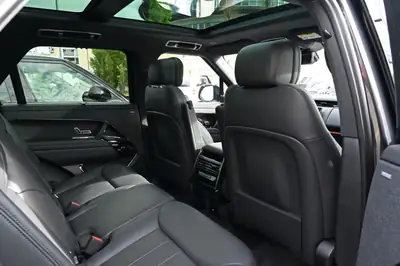 Range Rover Sport D300 MHEV — SUV premium hybride diesel, moins de 12'000 km — Miniature 29