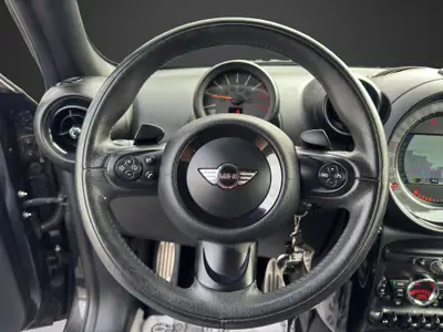 MINI Countryman Cooper S ALL4 — SUV compact polyvalent, 4 roues motrices, 190 ch — Miniatura 10