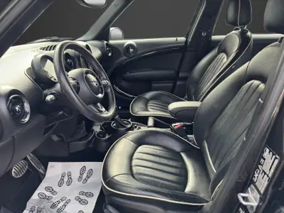 MINI Countryman Cooper S ALL4 — SUV compact polyvalent, 4 roues motrices, 190 ch — Miniatura 14