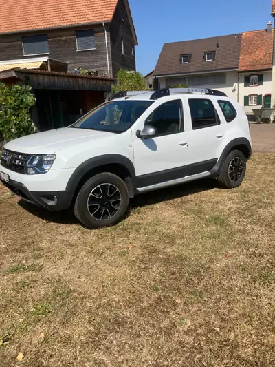 Dacia Duster 1.2 TCe Urban Explorer 4x4 — SUV polyvalent, 56 200 km, traction intégrale — Außenansicht