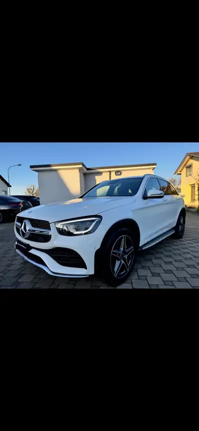 Mercedes-Benz GLC 200 AMG Line — SUV hybride performant, 132'000 km, garantie fiabilité — exterior view