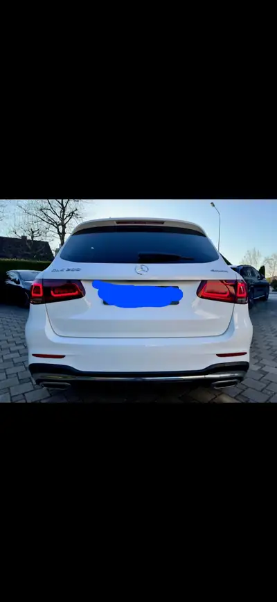 Mercedes-Benz GLC 200 AMG Line — SUV hybride performant, 132'000 km, garantie fiabilité — interior
