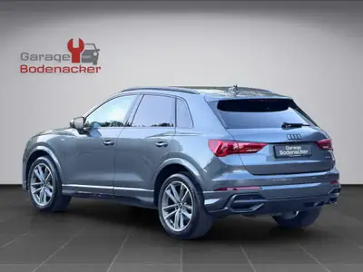 Audi Q3 35 TDI S line quattro — SUV compact diesel performant, 53'000 km seulement — cruscotto