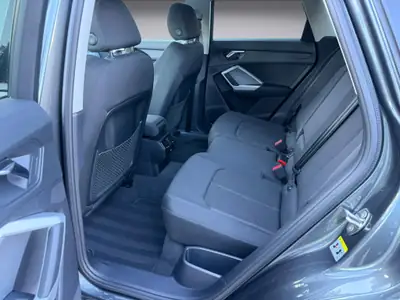 Audi Q3 35 TDI S line quattro — SUV compact diesel performant, 53'000 km seulement — Miniatura 12