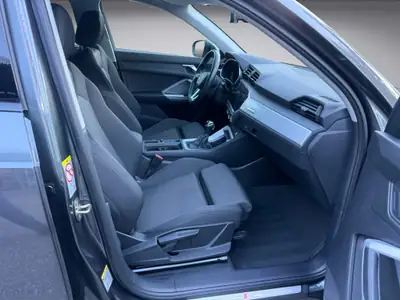 Audi Q3 35 TDI S line quattro — SUV compact diesel performant, 53'000 km seulement — Miniatura 14