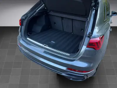 Audi Q3 35 TDI S line quattro — SUV compact diesel performant, 53'000 km seulement — Miniatura 19