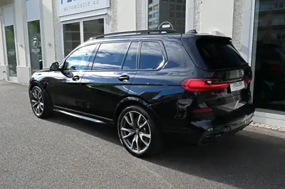 BMW X7 xDrive M50i — SUV 7 places premium, 530 ch et équipements luxe — dettaglio