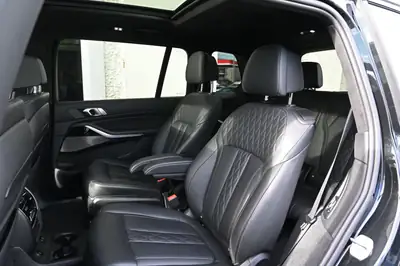 BMW X7 xDrive M50i — SUV 7 places premium, 530 ch et équipements luxe — Miniatura 13