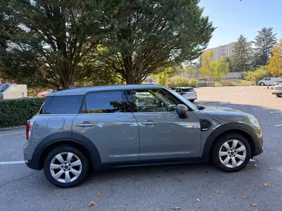 MINI Countryman Cooper D ALL4 — SUV compact diesel 4x4, économique et bien équipé — arrière