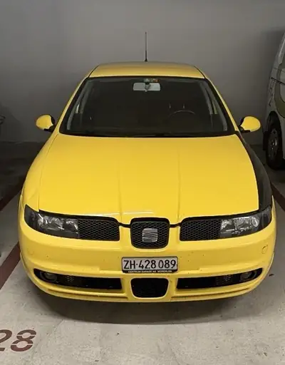 SEAT Leon 1.8 20VT 180 Top Sport — Berline sportive sans accident, 175500 km — Seitenansicht