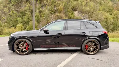 Mercedes-Benz GLC 63 AMG S E Performance — Hybride rechargeable 680 ch, entièrement équipé — rear view