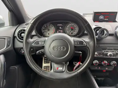 Audi S1 Sportback 2.0 TFSI — Citadine sportive quattro, 230 ch de pur plaisir — Miniatura 13