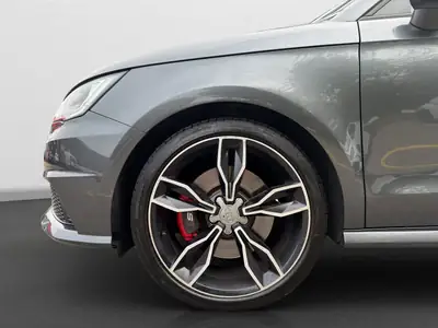 Audi S1 Sportback 2.0 TFSI — Citadine sportive quattro, 230 ch de pur plaisir — Miniatura 15