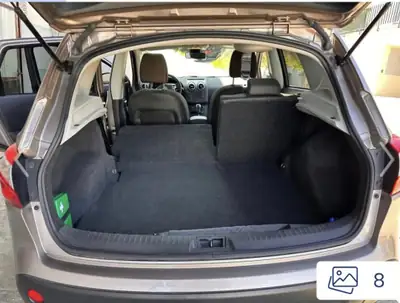 Nissan Qashqai 2.0 4x4 — SUV fiable, entretien impeccable, 51'794 km — side view