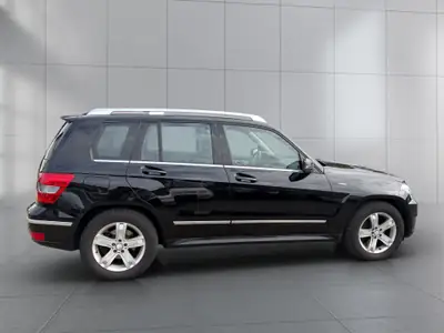 Mercedes-Benz GLK 250 CDI — SUV compact diesel performant, entretien impeccable — Miniatura 8