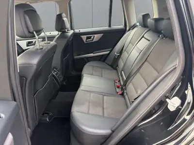 Mercedes-Benz GLK 250 CDI — SUV compact diesel performant, entretien impeccable — Miniatura 13
