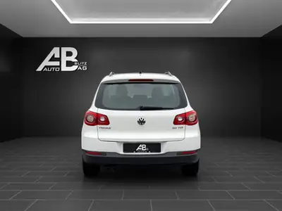 VW Tiguan 2.0 TDI 4x4 — SUV robuste, traction intégrale et révision récente — intérieur