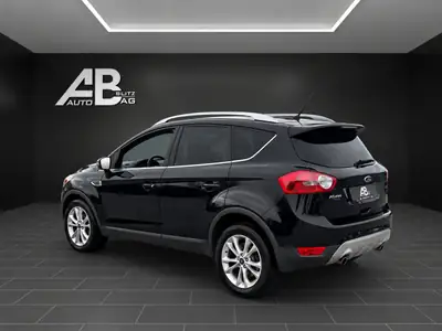 Ford Kuga 2.0 TDCi Titanium 4WD — SUV robuste diesel, contrôle technique et révision à jour — vista posteriore