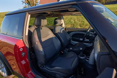 MINI Cooper S 1.6i — Sportive compacte emblématique, 163 ch et design iconique — cruscotto