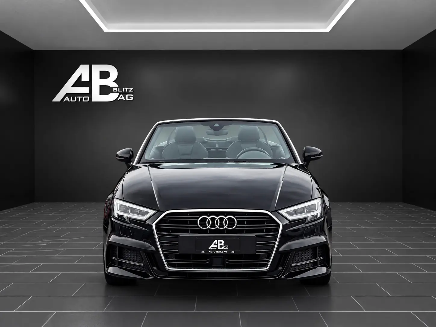 Audi A3 Cabriolet 35 TFSI — Roadster élégant avec S-Line et équipement premium