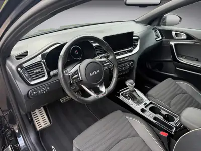 Kia Ceed 1.5 T-GDi GT Line — Berline sportive 160 ch, faible kilométrage, équipée premium — Miniatura 9