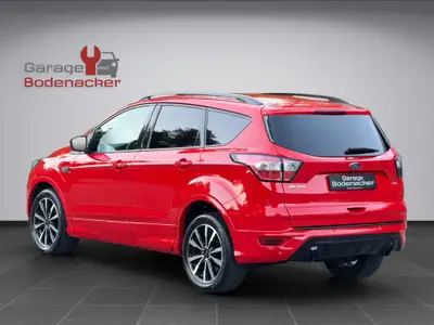 Ford Kuga 2.0 TDCi ST Line High 4WD — SUV diesel robuste, faible kilométrage, équipé Sport Line — interni
