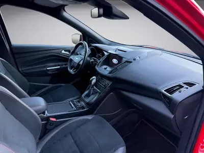 Ford Kuga 2.0 TDCi ST Line High 4WD — SUV diesel robuste, faible kilométrage, équipé Sport Line — Miniatura 13