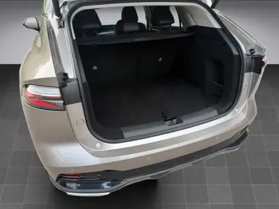 MG HS 1.5 T Luxury — SUV coupé spacieux, 170 PS, équipement premium et financement possible — Miniatura 18