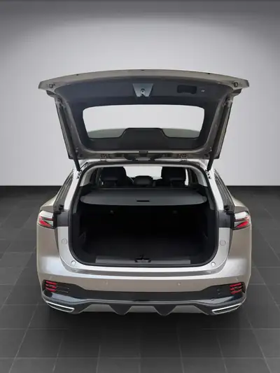 MG HS 1.5 T Luxury — SUV coupé spacieux, 170 PS, équipement premium et financement possible — Miniatura 17