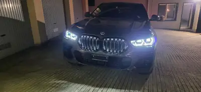BMW X6 40i xDrive 2022 — SUV coupé premium, 41 850 km seulement — interior