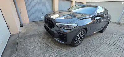 BMW X6 40i xDrive 2022 — SUV coupé premium, 41 850 km seulement — detail