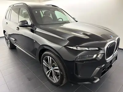 BMW X7 xDrive 48V 40i M Sport — SUV 7 places, hybride essence, première main — Innenraum