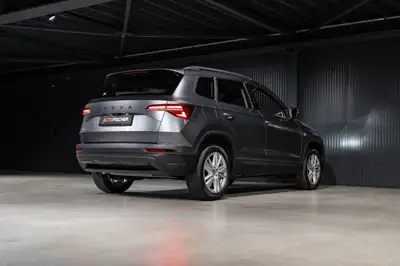 Skoda Karoq 1.5 TSI Selection DSG — SUV compact dynamique, quasi neuf avec garantie constructeur — Thumbnail 7