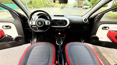 Renault Twingo 1.0 Life — Citadine économique et fiable, 84 000 km seulement — Miniature 9