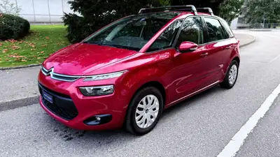 Citroën C4 Picasso 1.6i — Monospace familial robust, 130'000 km, sans sinistre — side view