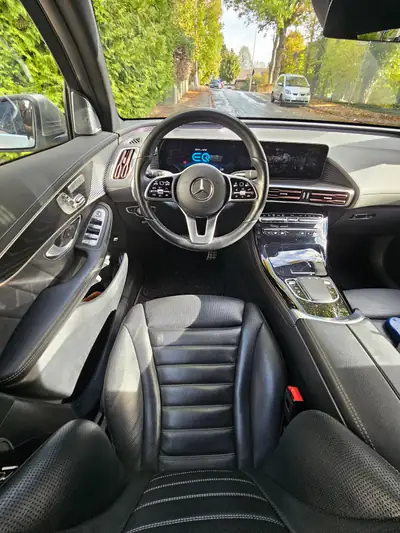Mercedes-Benz EQC 400 AMG Line — SUV électrique performant, 89'970 km, couleur Champagne rare — Thumbnail 8