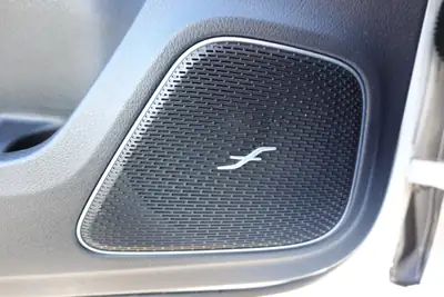 Mercedes-Benz Classe A 250 AMG Line — Sportive urbaine avec pack performance complet — Thumbnail 19